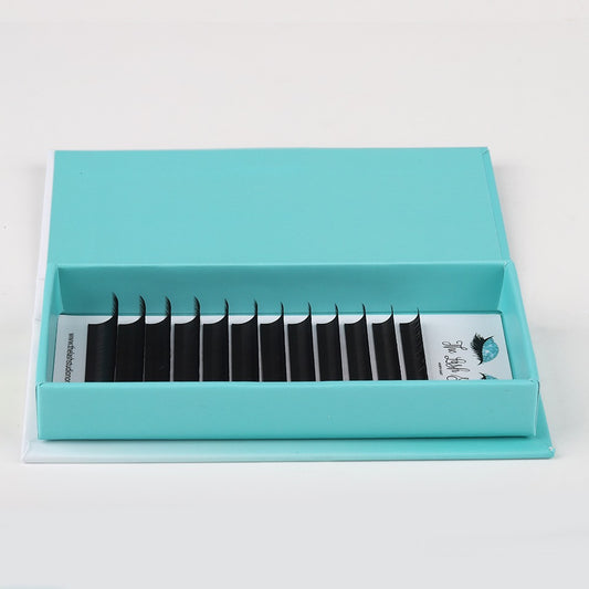 0.15 Classic eyelashes in mixed length