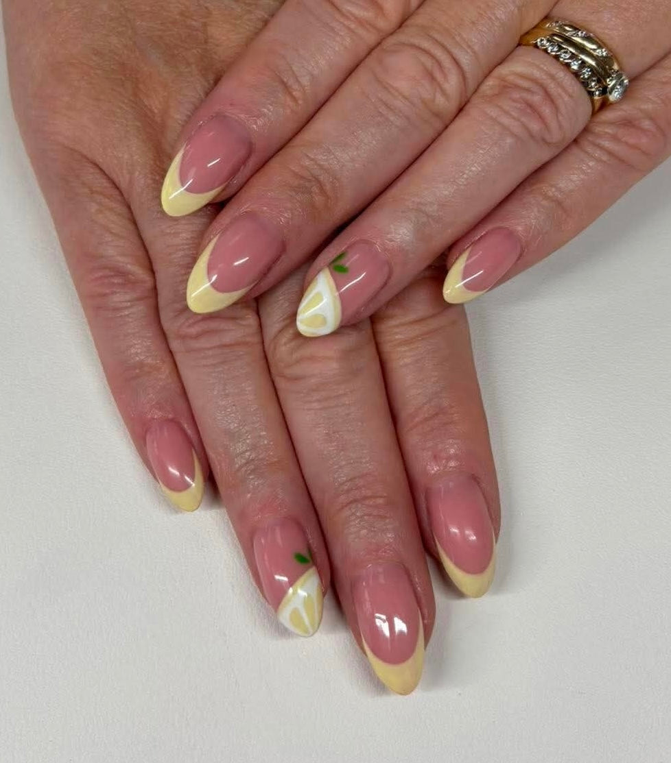 Nails_lemon.jpg